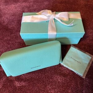 Tiffany & Co. Sunglass/Eyeglass case w/box, bow, & cloth in iconic Tiffany blue